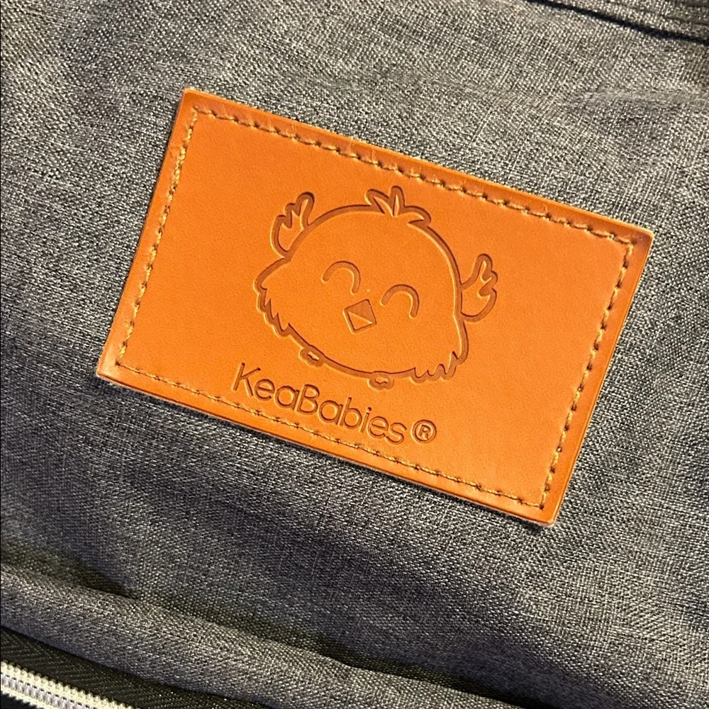 Keababies gray backpack